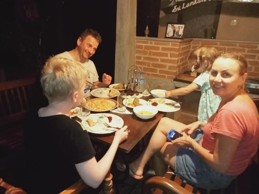 Mama Villa Hikkaduwa Εξωτερικό φωτογραφία
